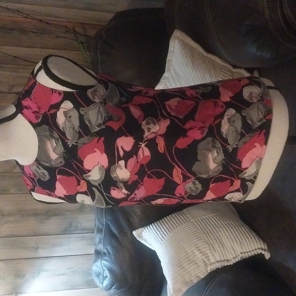 Diane Von Furstenberg Silk Shell Size XXS - Picture 3 of 6